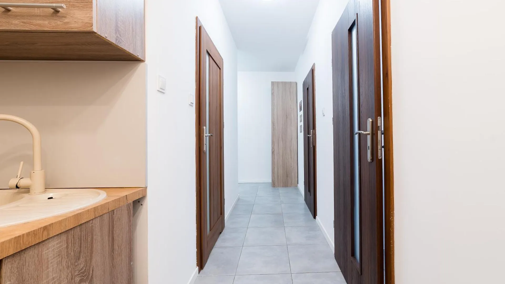 Poznan Wschod Homely Apartment Poland